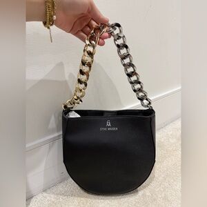 Steve Madden Black Shoulder Bag with Dual-Tone Chain
